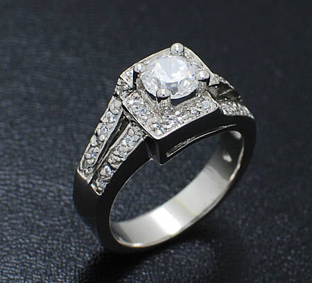 WOW!!! Gorgeous 1.75ct Engagement SOLID Sterling Silver Ring - Size 9