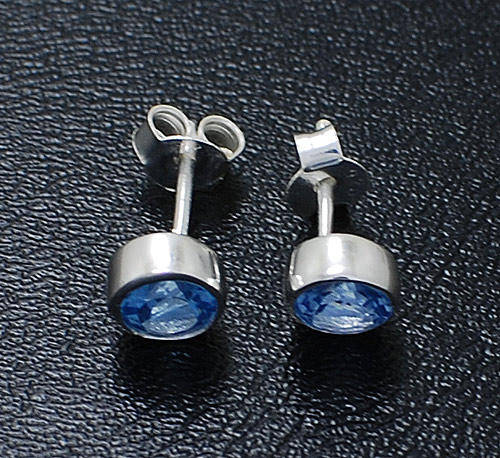 Sparkling SOLID Sterling Silver Topaz Blue CZ Stud Earrings