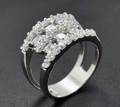 Stunning micro pave simulated diamond ring - size 8