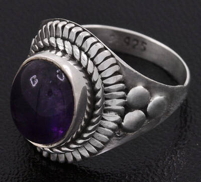 Genuine Amethyst gemstone Solid Sterling Silver ring - Size 6