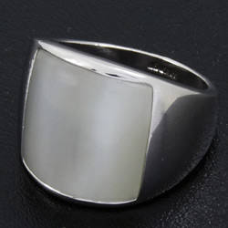 LAST CHANCE FOR CHRISTMAS!!! Stunning Wide cat's eye sim ring in 18ct GP - Size 11