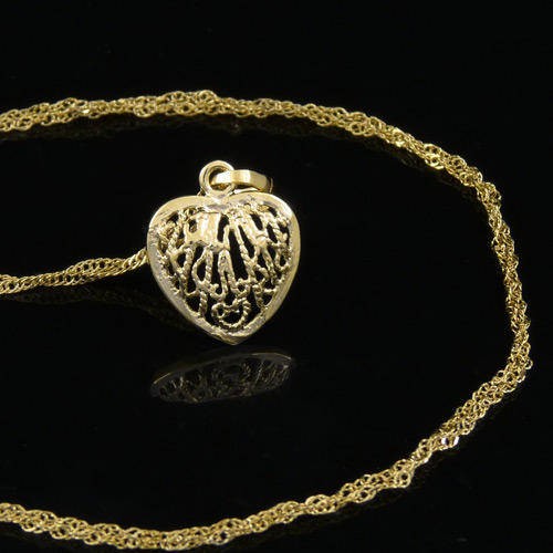 THINK VALENTINE'S !!!!! Stunning Filigree Heart pendant & Chain set in 18ct GP