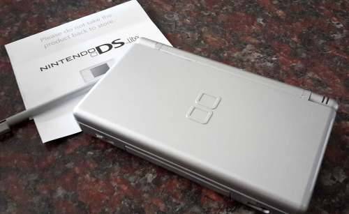 Nintendi DS Lite