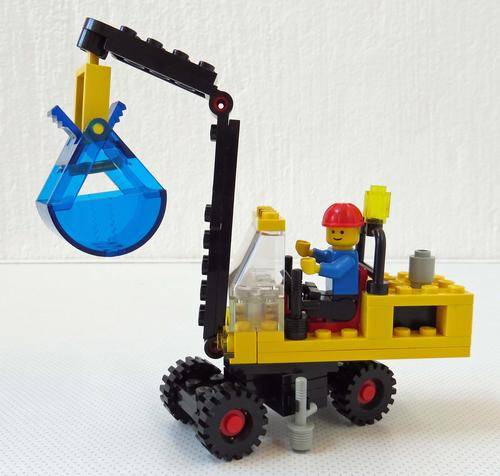 LEGO - TOWN - CLASSIC TOWN -CONSTRUCTION - 6678 PNEUMATIC CRANE - CLOSING DOWN SALE!