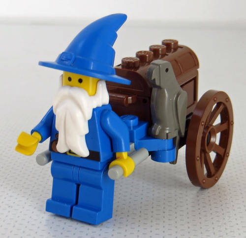 LEGO - CASTLE - DRAGON KNIGHTS- 1736 WIZARD'S CART