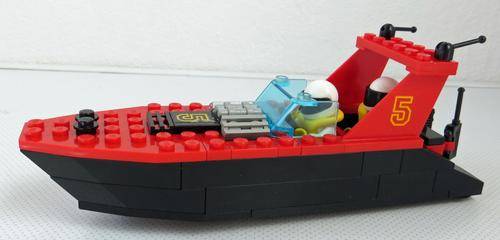 LEGO - TOWN - CLASSIC TOWN - HARBOUR - 6679 DARK SHARK - CLOSING DOWN SALE!