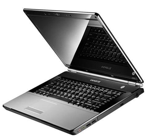 GIGABYTE Q1580V MONSTER SPECS