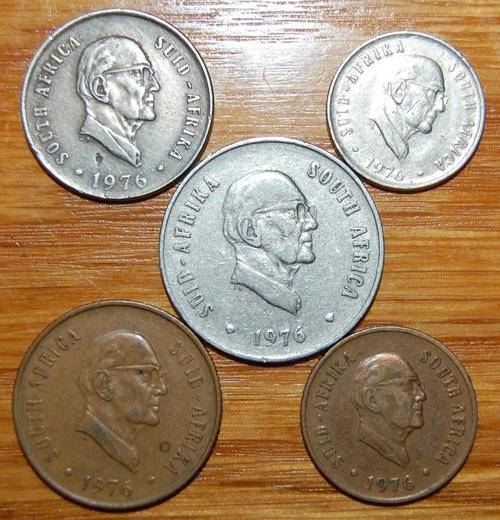 " Lot of 1976 Coins "