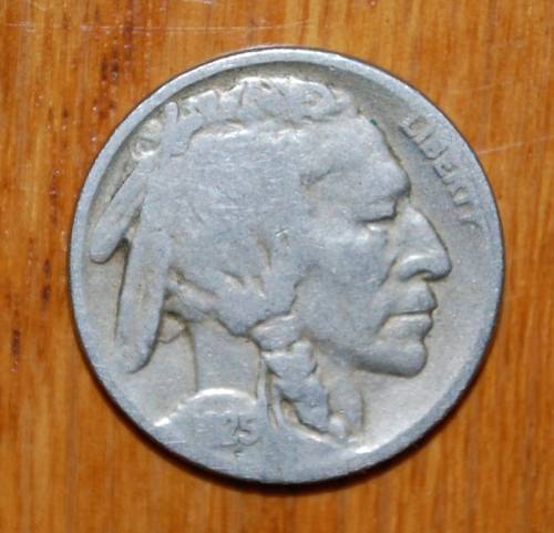 ` American 5 Cent Buffalo Nickel - 1925 `