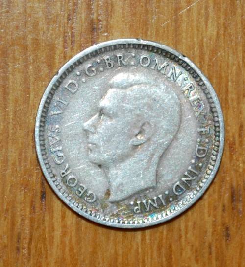 ` Australian 1942S Three Pence `