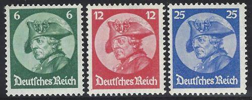 Germany 1933 mint set of 3. SG 490/2. CV R 1,470. See below.