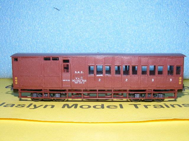 Lima HO SAR/ SAS V8 Guards Van (Boxed)
