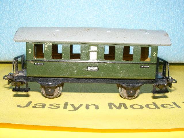 Marklin HO Passenger Coach - Tinplate.