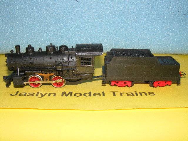 Lima HO 0-4-0 Steam Loco and Tender.