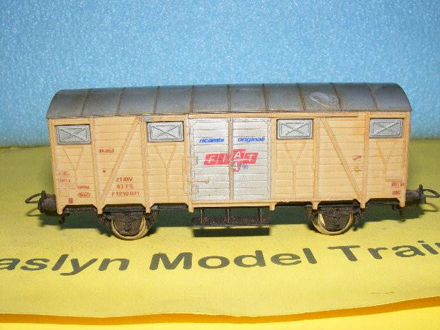 Lima HO Fiat Box Wagon,