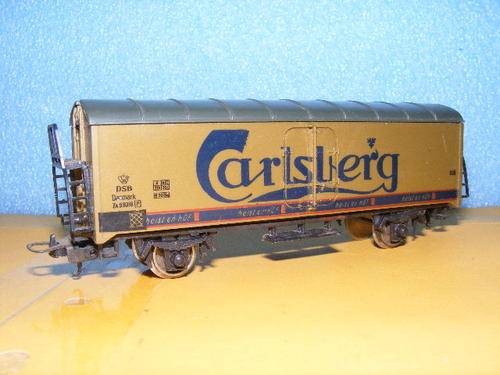 Lima HO Carlsberg Box Wagon