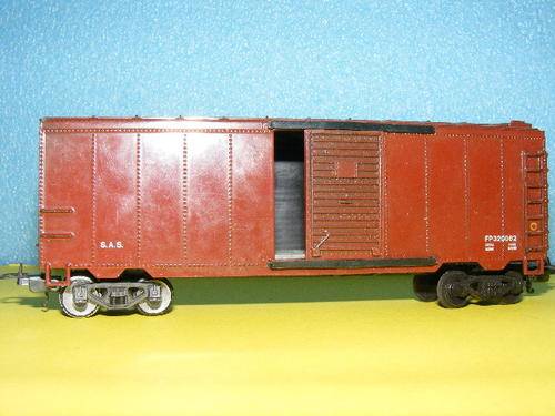 Life Like HO SAR/ SAS Box Wagon.