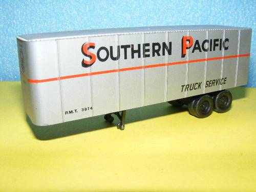Walthers HO Trailer.