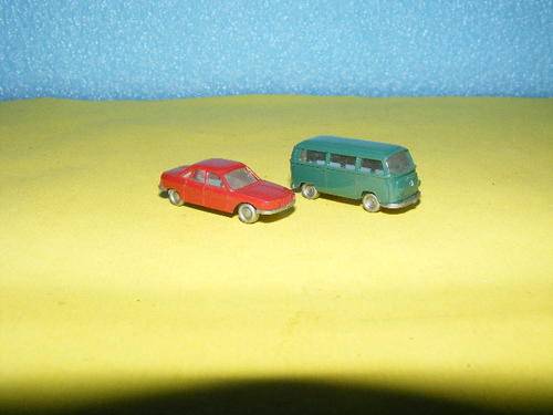 N-gauge Cars X 2
