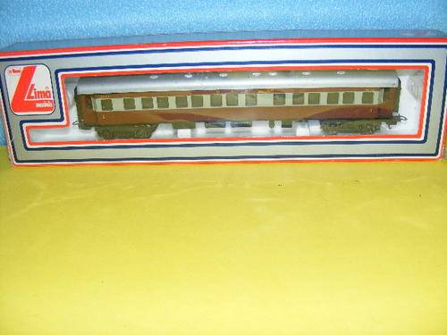 Lima HO SAr/ SAS Trans Karoo "Johannesburg" Passenger Coach (Boxed)