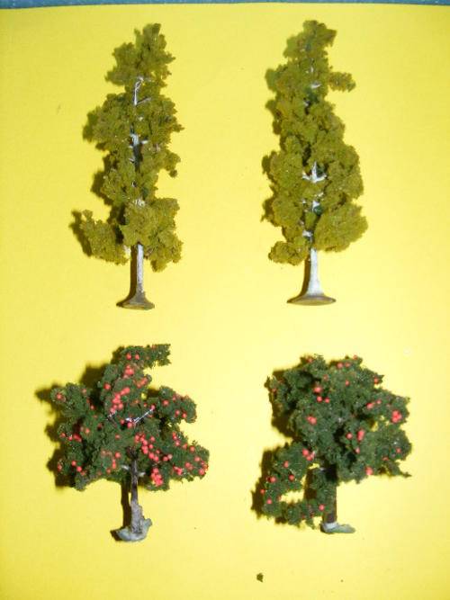 HO Trees X 4