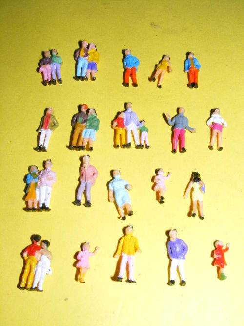 HO Figures X 20