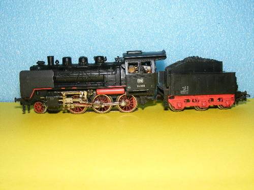 Marklin HO Steam Loco and Tender.