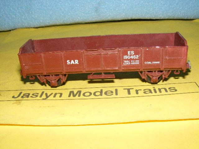 Lima HO SAR/ SAS Open Wagon,