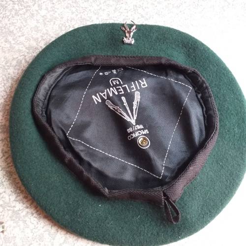 Infantry Beret, size 58 all posts intact