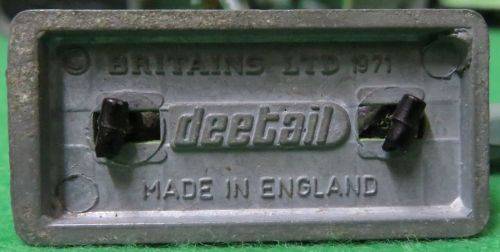 **BRITAINS LTD**16 X SOLDIERS**DEETAIL**1971 & 1978**