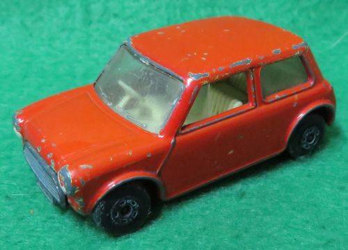 **MATCHBOX LESNEY No.29**RACING MINI**METAL BASE**1970**