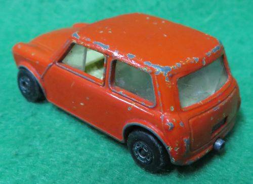 **MATCHBOX LESNEY No.29**RACING MINI**METAL BASE**1970**