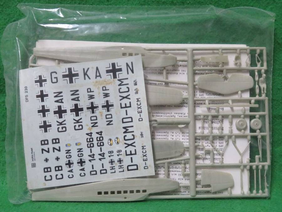 **Huma Model**Model kit**DFS 230 A**Vintage**1/72**