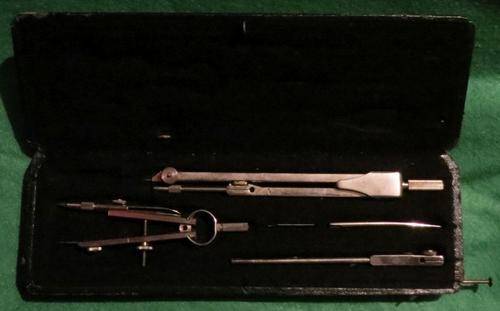 **SET OF COMPASSES**DRAUGHTING**VINTAGE**
