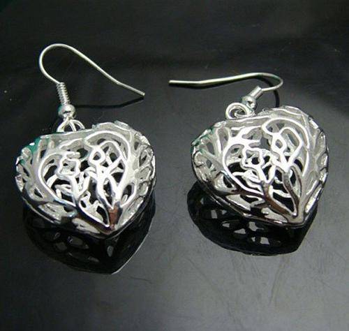 New 925 Sterling silver heart fine detail work earrings