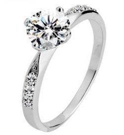 *Reduced shipping* Stamped Genuine 925 solid sterling silver ladies Engagement ring with AAA zircons