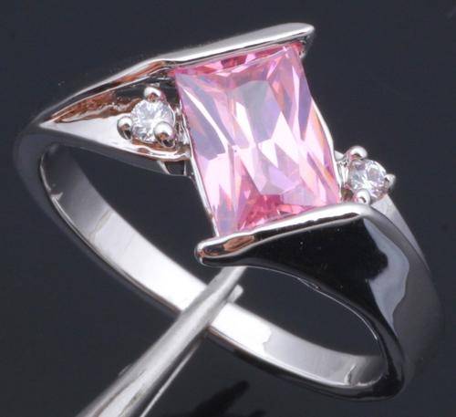 New ladies 925 sterling silver filled Large Pink Topaz with side crystals ladies engagement ring