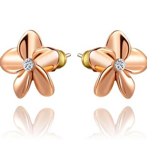 *Local Stock* New 18K RGP ladies crystal stud earrings, Flower design, Dont miss out