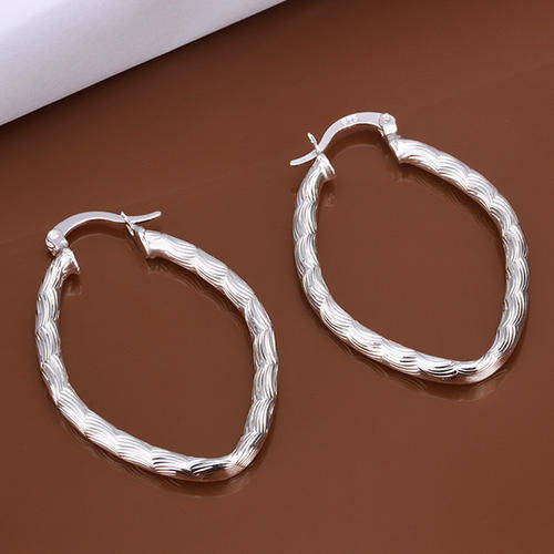 New 925 sterling silver filled stamped ladies Oval hoop earrings with fine detail work