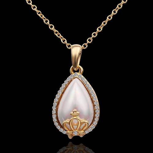 New 18K RGP in yellow gold, Ladies shell pearl pendant with Crystal and crown detail + FREE chain