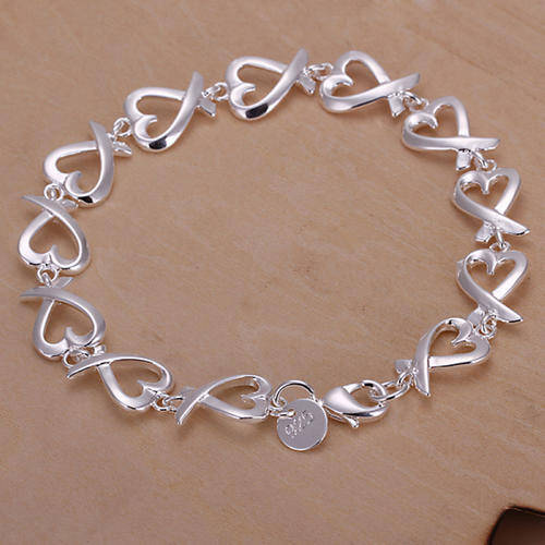 New 925 Sterling silver filled Linked heart design bracelet