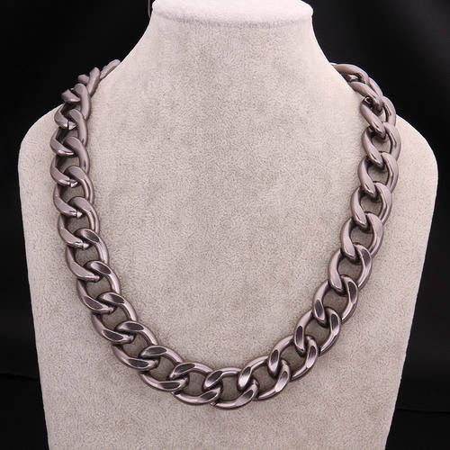 New Chunky style Gunmetal color necklace, 19mm wide