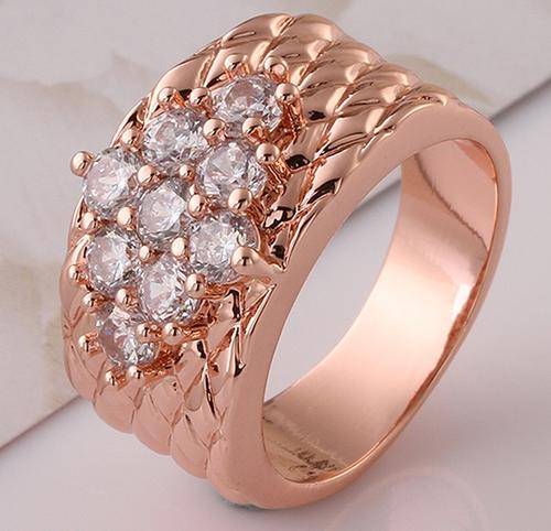 New 18K RGP in rose gold, ladies Gorgeous chunky ring with criss-cross design + AAA genuine crystals