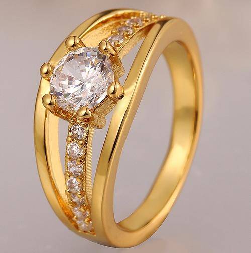 New 18K RGP in yellow gold ladies Engagement style ring with 2ct Genuine Crystal