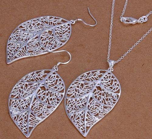 Matching Necklace and Earring set, leaf design with Filigree detail, 925 Silver Filled