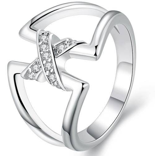 New 925 sterling silver filled Chunky ladies ring with AAA top Crystal detail