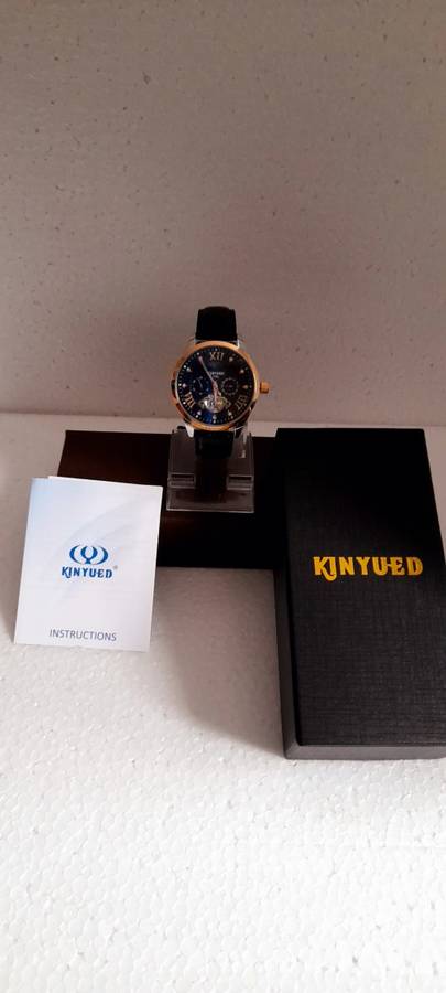 SA Fashion Master Pieces: Genuine leather Handwinding Automatic Mechanical Movement Watch