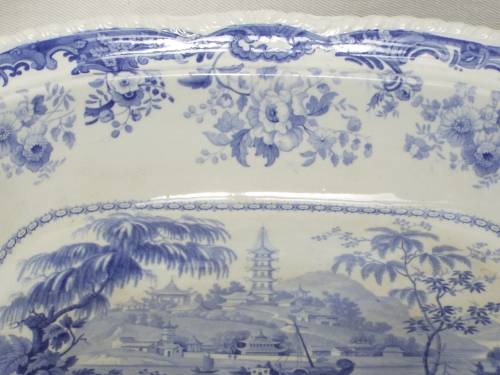 Antique Serving Dish, Mintons Chinese Marine pattern Circa 1830. Ref. B-31