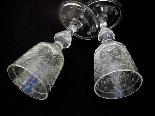 A pair of Engraved Bucket-bowl Georgian Port Wine or Dram Glasses. Circa 1790-1820./ Ref.GL/6
