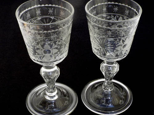 A pair of Engraved Bucket-bowl Georgian Port Wine or Dram Glasses. Circa 1790-1820./ Ref.GL/6